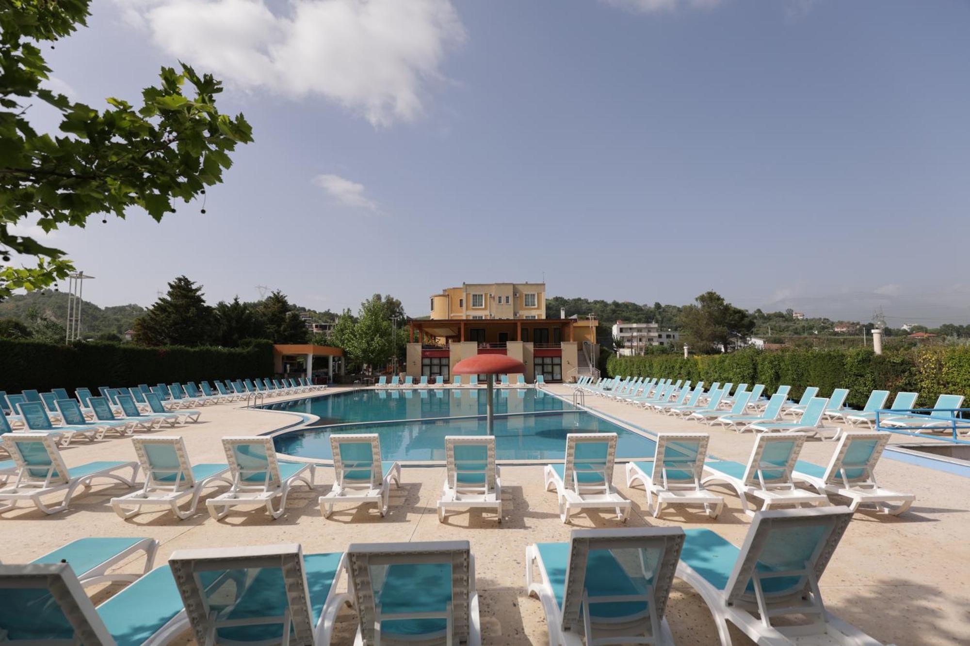 Mema Resort تيرانا المظهر الخارجي الصورة